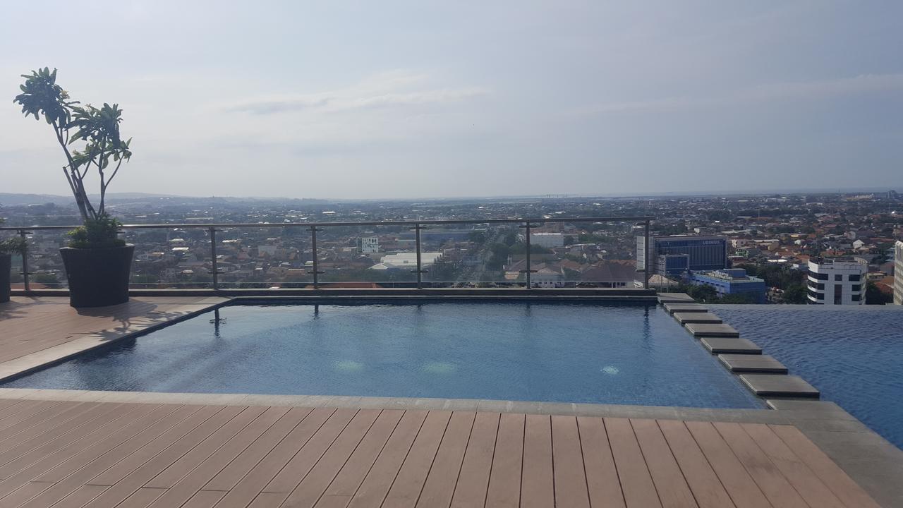 Pinnacle Apartment Pandanaran Semarang Esterno foto